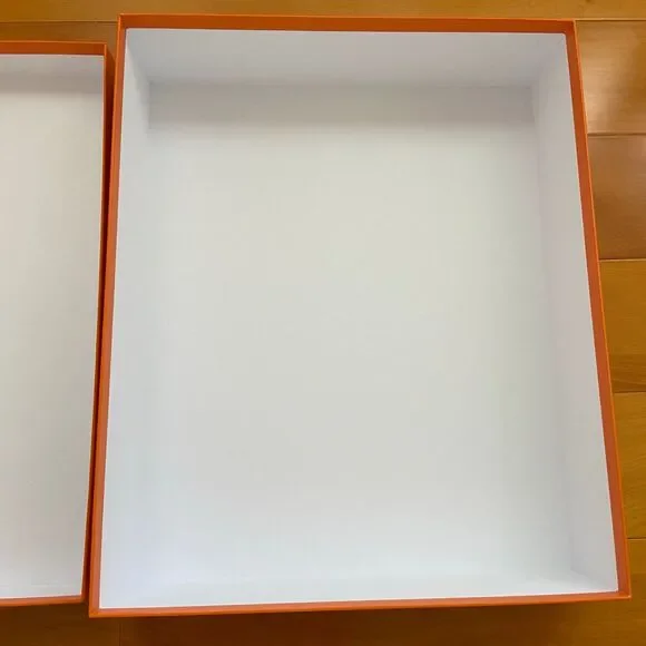 Hermes Gift Box - Large Box w/ Ribbon {EMPTY BOX} (18.25 x 15 x 4.25)